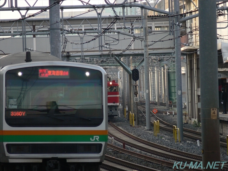 黒磯訓練列車に湘南新宿ラインが被る写真