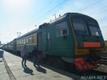 ノヴォシビルスク駅に停車するエレクトリーチカED4Mの写真サムネイル