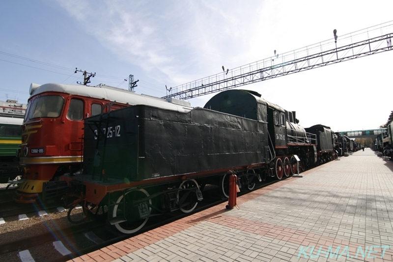 ロシア蒸気機関車Эм 725-12最後尾の写真