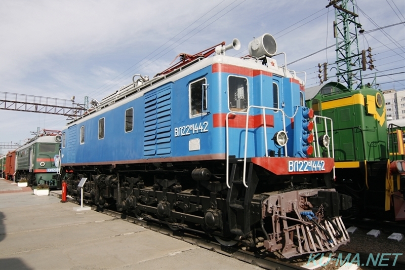 電気機関車ВЛ22м-1442の写真