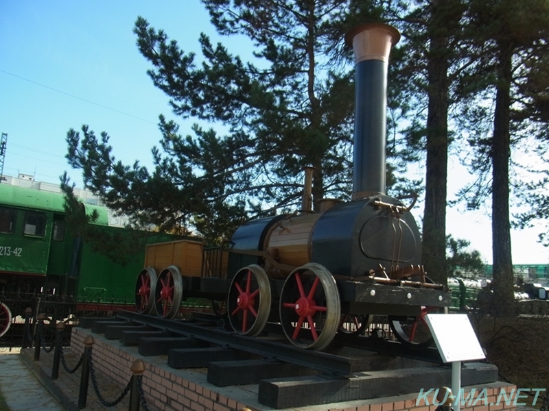 ノヴォシビルスクの鉄道技術博物館小型のSLその1の写真